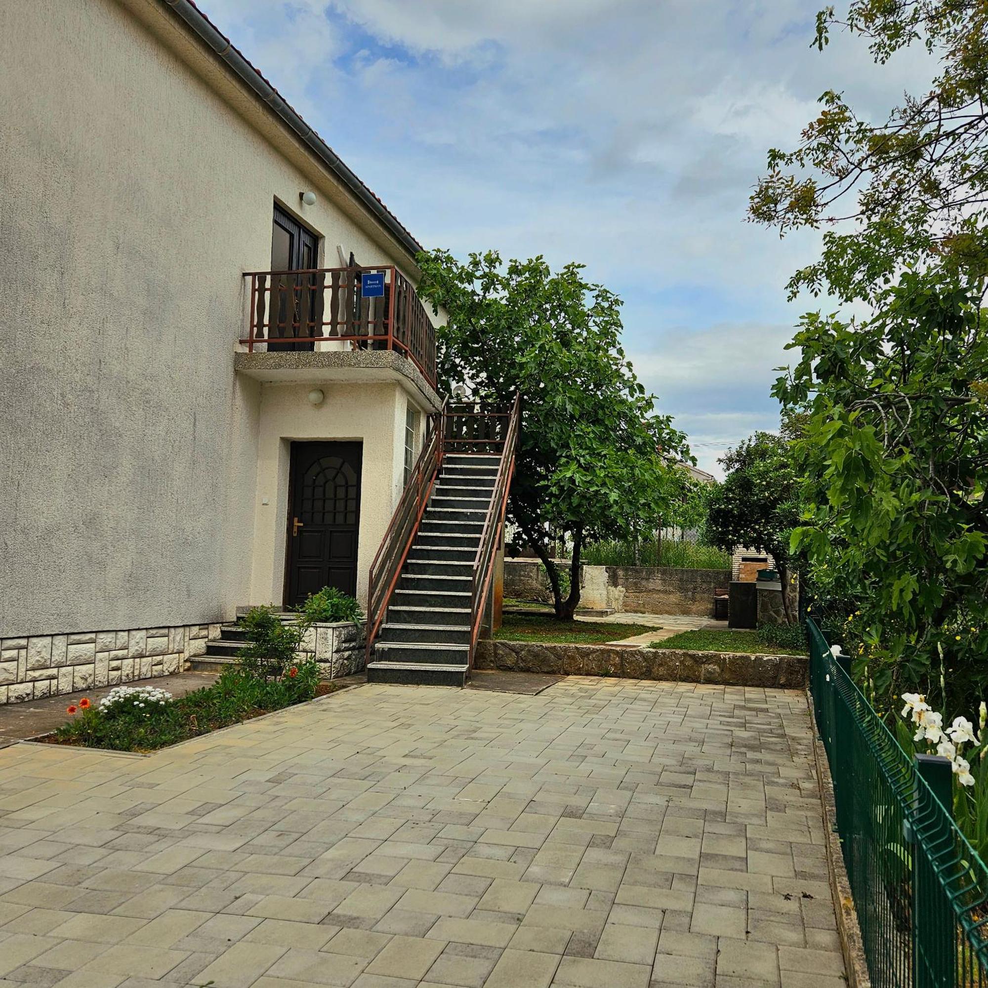 Apartman Agava Нивице Экстерьер фото